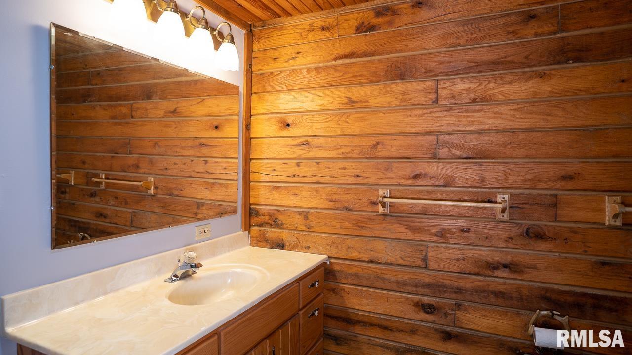 11998 Darnell Road Mechanicsburg, IL 62545 - Photo 22 of 47 Gallery Image 22