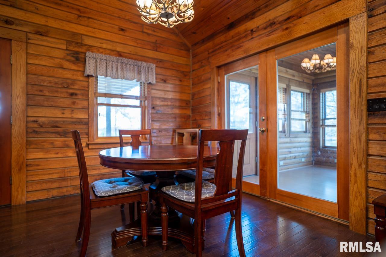 11998 Darnell Road Mechanicsburg, IL 62545 - Photo 10 of 47 Gallery Image 10
