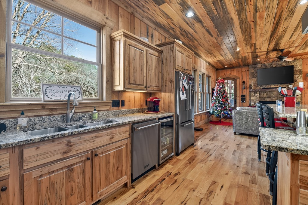 1901 Hogback Drive Blue Ridge, GA 30513 - Photo 12 of 50 Gallery Image 12
