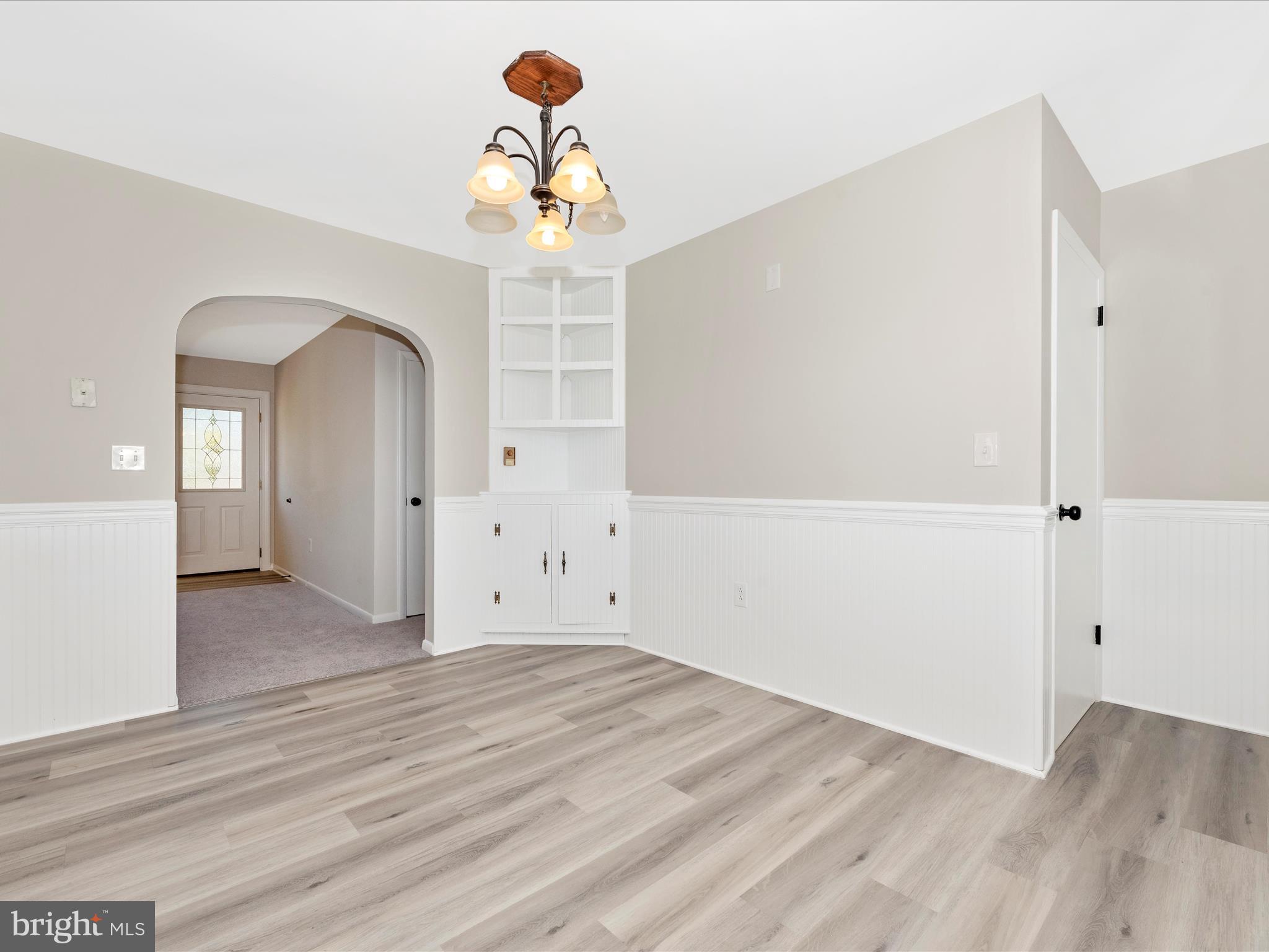 4241 Buffalo Road Mount Airy, MD 21771 - Photo 8 of 52 Dining Room