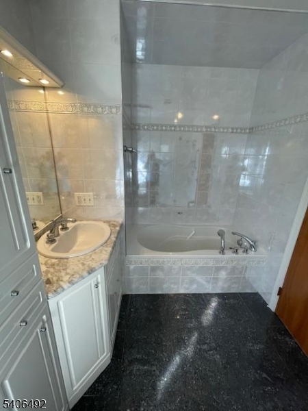 37 Edison Drive Summit, NJ 07901 - Photo 8 of 11