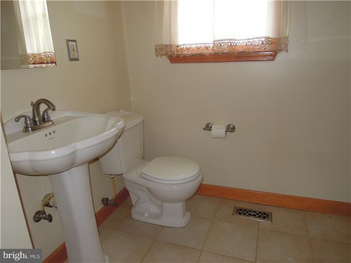 117 Miry Brook Road Hamilton Square, NJ 08690 - Photo 11 of 13 Bathroom
