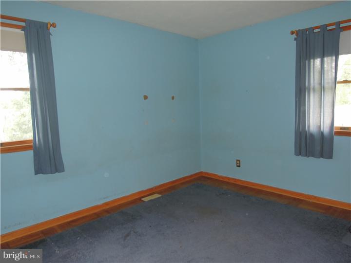 117 Miry Brook Road Hamilton Square, NJ 08690 - Photo 8 of 13 Bedroom 2