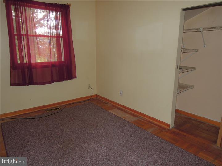 117 Miry Brook Road Hamilton Square, NJ 08690 - Photo 9 of 13 Bedroom 3