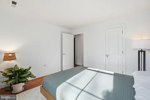 $385,000 | 20 15th Street Northeast, Unit 20, Washington, DC 20002