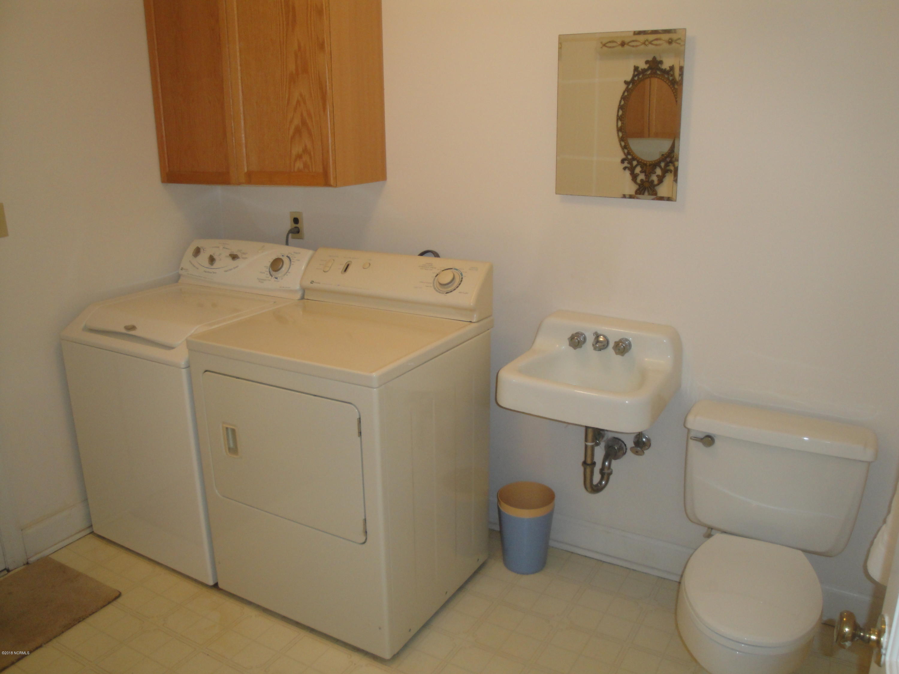 202 Lansdowne Road Wilmington, NC 28409 - Photo 23 of 30 23