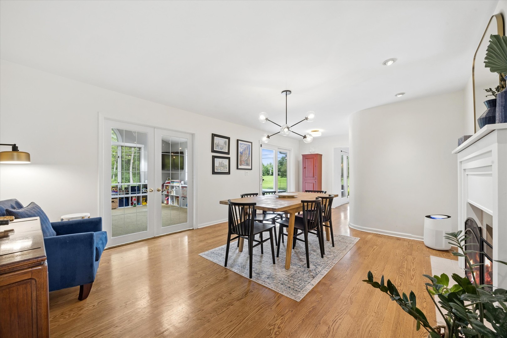 8S208 Indiana Avenue Naperville, IL 60540 - Photo 14 of 26