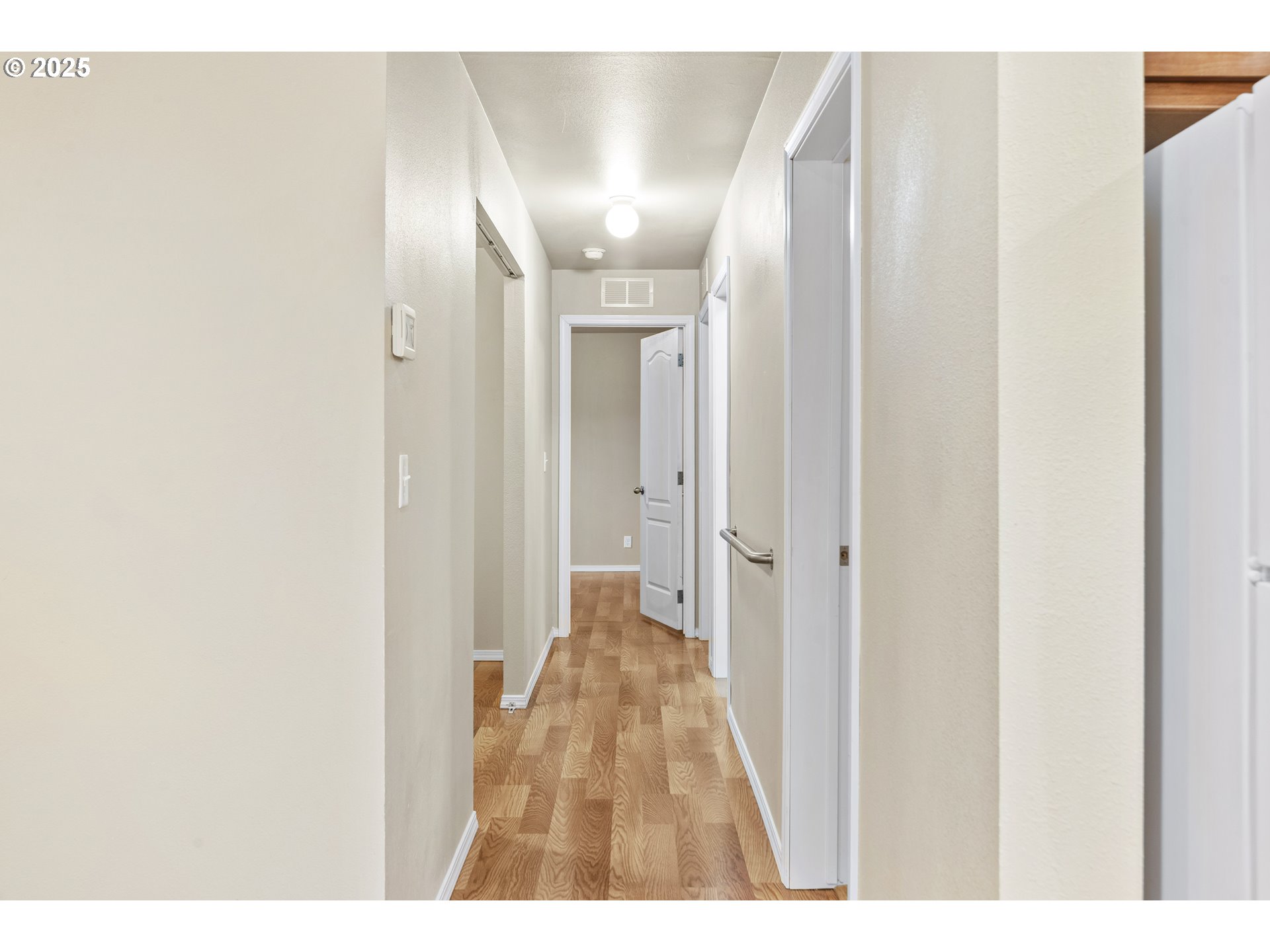 2980 Northeast Division Street, Unit 27 Gresham, OR 97030 - Photo 22 of 33