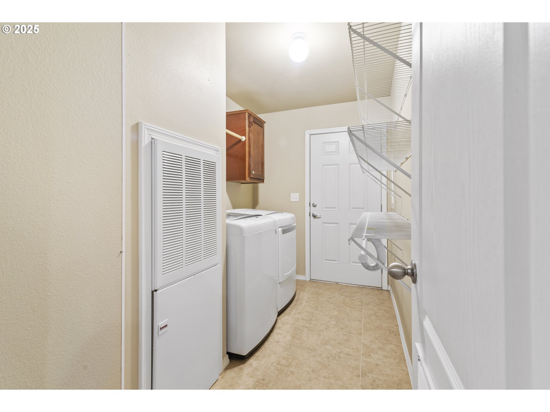 2980 Northeast Division Street, Unit 27 Gresham, OR 97030 - Photo 23 of 33