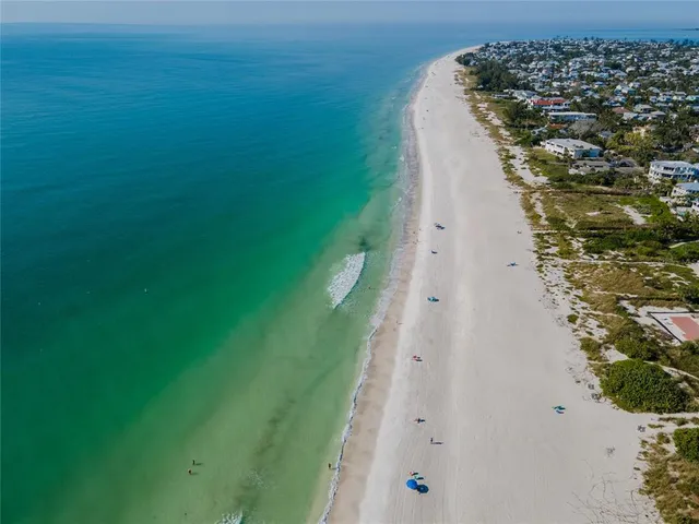 $5,500 | 211 77th Street, Unit EAST, Holmes Beach, FL 34217