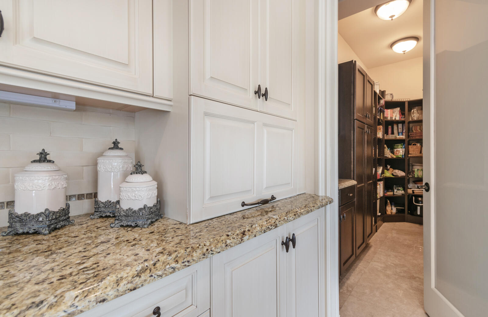 3115 Equestrian Drive Boca Raton, FL 33434 - Photo 17 of 92 A6743E55-5C66-4B6C-8458-A92D9539A6B1