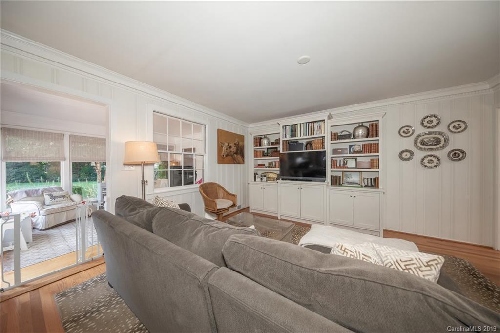 1115 Aylesford Road Charlotte, NC 28211 - Photo 11 of 41 Gallery Image 11