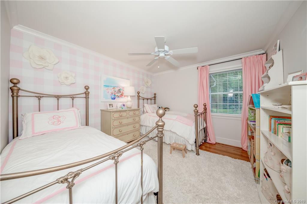 1115 Aylesford Road Charlotte, NC 28211 - Photo 19 of 41 Gallery Image 19