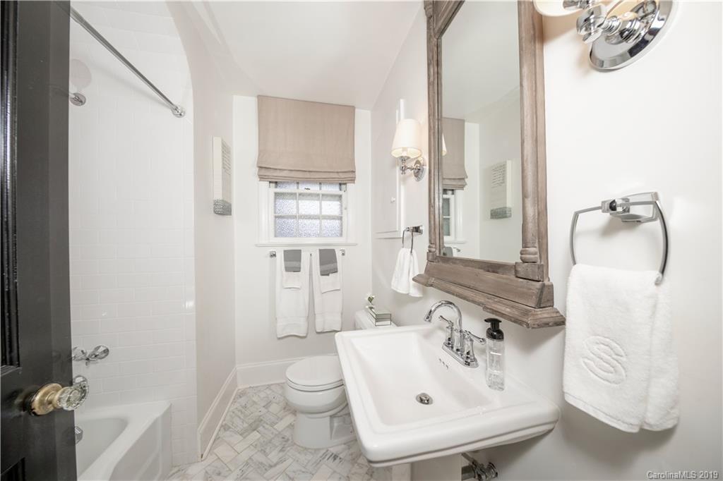 1115 Aylesford Road Charlotte, NC 28211 - Photo 21 of 41 Gallery Image 21