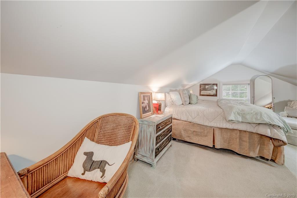 1115 Aylesford Road Charlotte, NC 28211 - Photo 27 of 41 Gallery Image 27