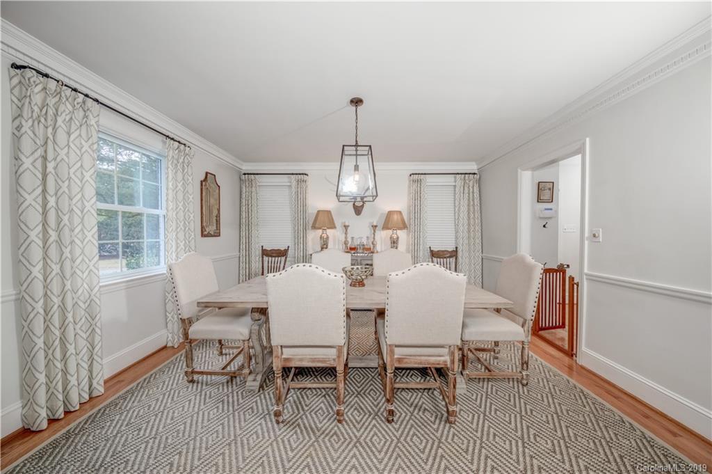 1115 Aylesford Road Charlotte, NC 28211 - Photo 5 of 41 Gallery Image 5