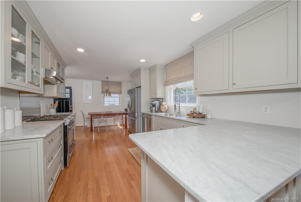 1115 Aylesford Road Charlotte, NC 28211 - Photo 9 of 41 Gallery Image 9