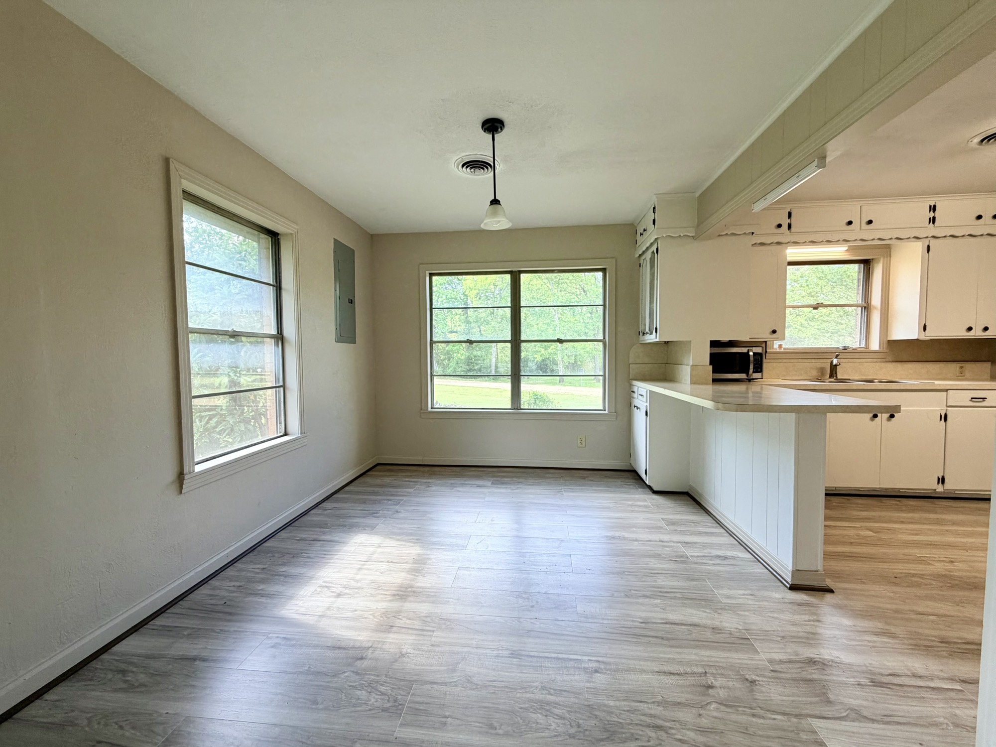 612 Keith Street Kennard, TX 75847 - Photo 9 of 15