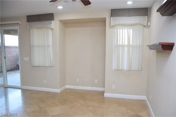 $2,070 | 60 Dark Creek Avenue, Las Vegas, NV 89183