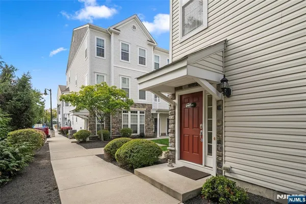 $589,000 | 3 Holly Lane, Unit 902, Garfield, NJ 07026