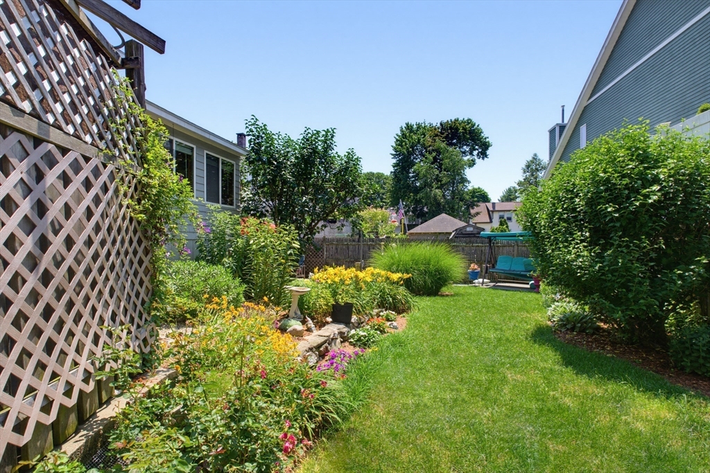 26 Grover Road Medford, MA 02155 - Photo 32 of 41