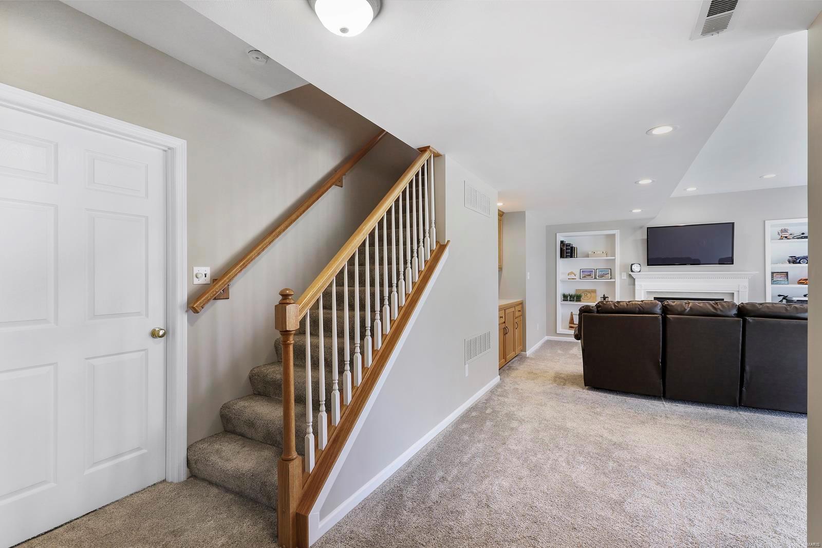 1257 Bluffview Ridge Drive Chesterfield, MO 63005 - Photo 30 of 46 Gallery Image 30