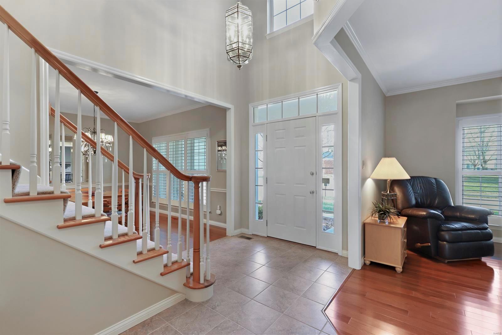 1257 Bluffview Ridge Drive Chesterfield, MO 63005 - Photo 5 of 46 Gallery Image 5