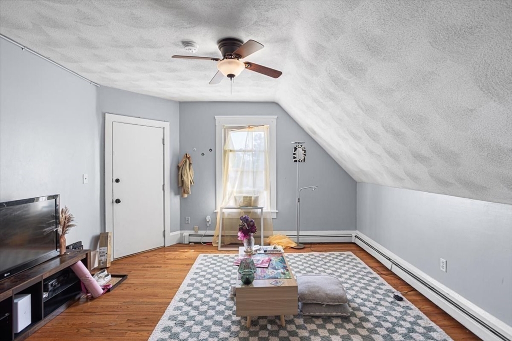 39 Myrtle Street Pawtucket, RI 02860 - Photo 31 of 42