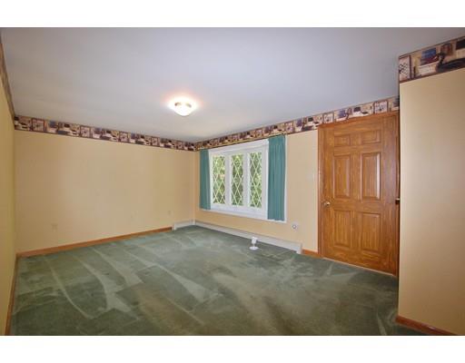 584 S Road Templeton, MA 01468 - Photo 13 of 21