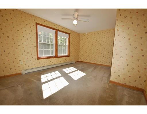 584 S Road Templeton, MA 01468 - Photo 16 of 21