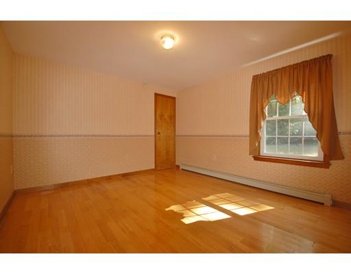 584 S Road Templeton, MA 01468 - Photo 18 of 21