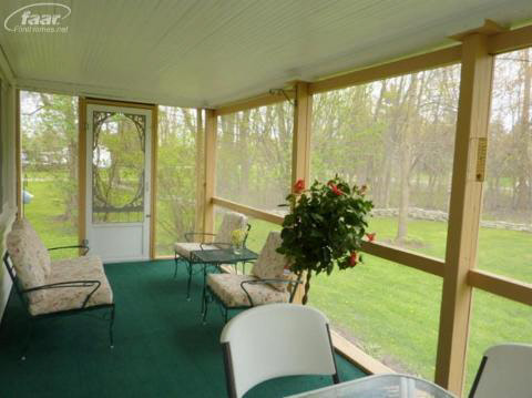 8231 East Carpenter Road Davison, MI 48423 - Photo 8 of 18 20265513-7.JPG