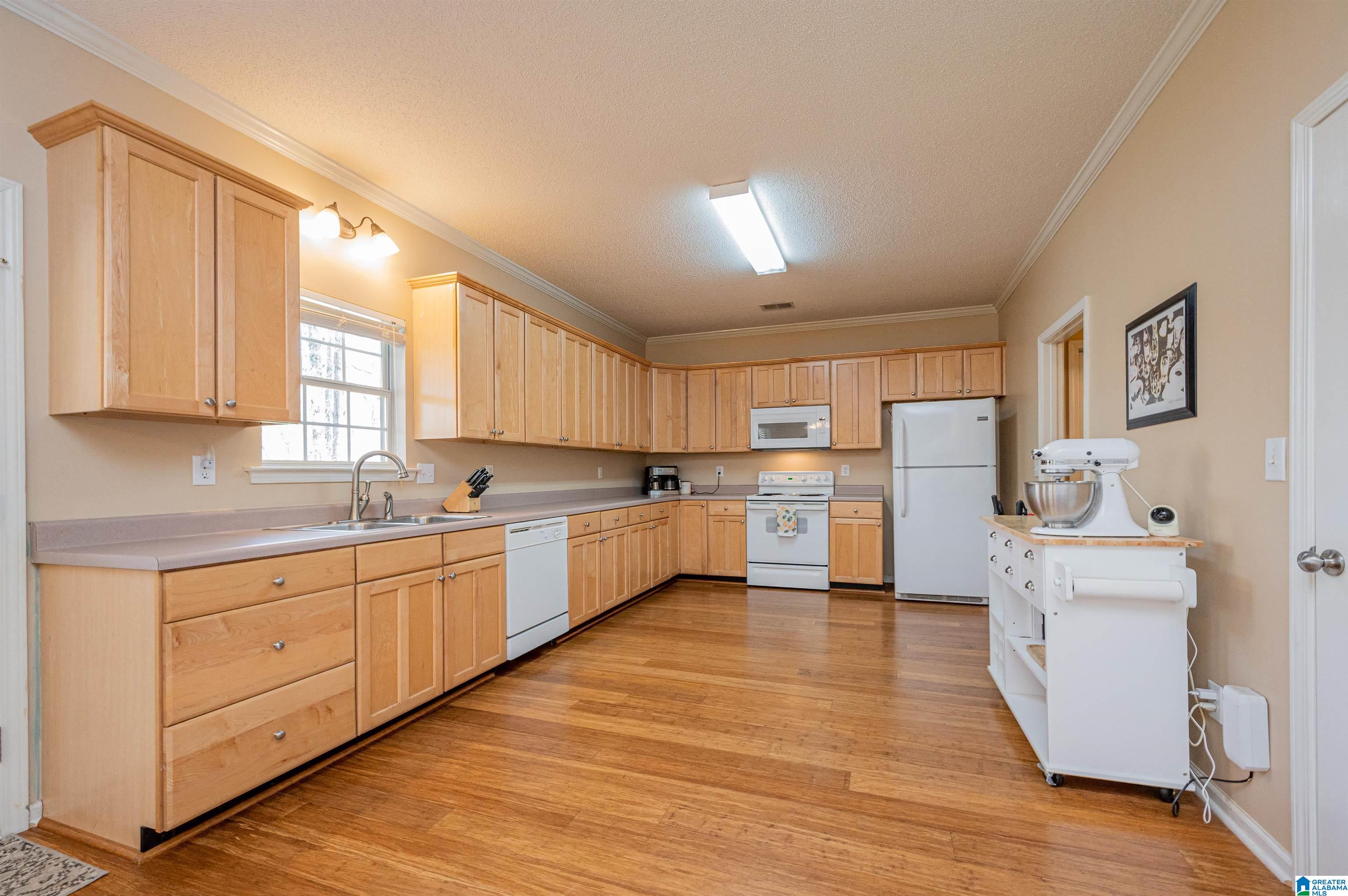 276 Warwick Lane Alabaster, AL 35007 - Photo 14 of 36