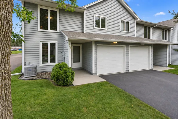 $239,900 | 1585 Millpond Court, Chaska, MN 55318