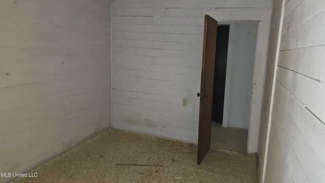 $165,000 | 92 Price Road, Jayess, MS 39641