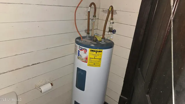 $165,000 | 92 Price Road, Jayess, MS 39641