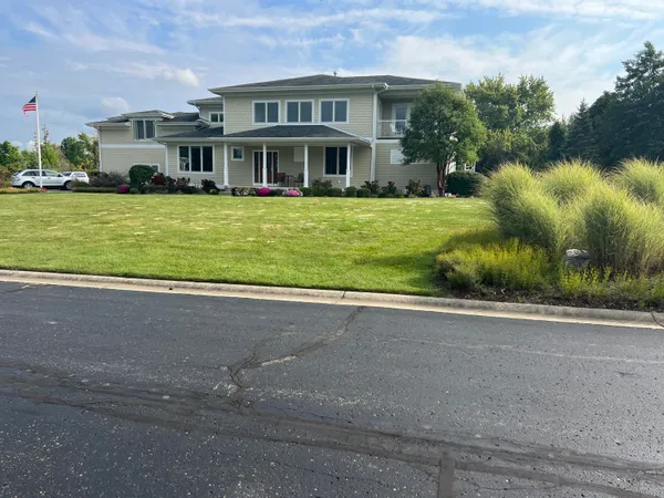 $1,549,900 | 7258 Beverly Drive, South Haven, MI 49090