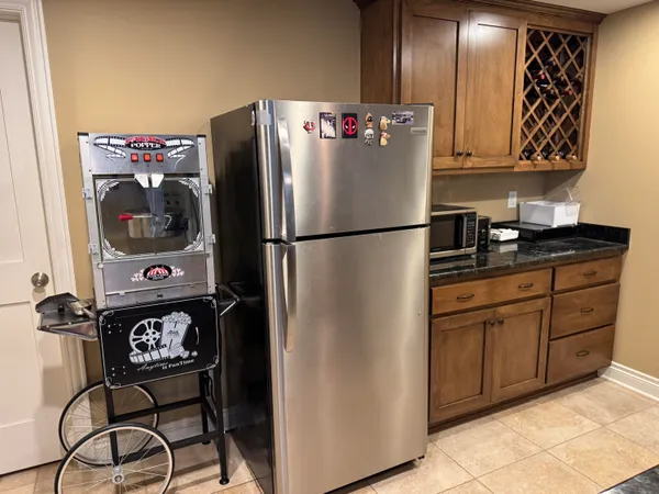 $1,529,900 | 7258 Beverly Drive, South Haven, MI 49090