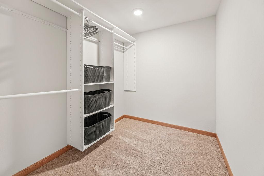 2301 9th Street North Fargo, ND 58102 - Photo 27 of 44