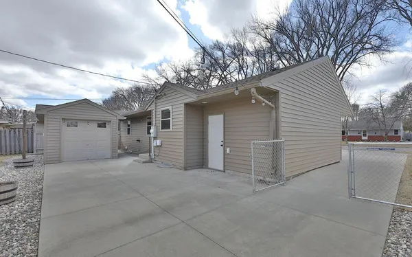 $314,900 | 2301 9th Street North, Fargo, ND 58102