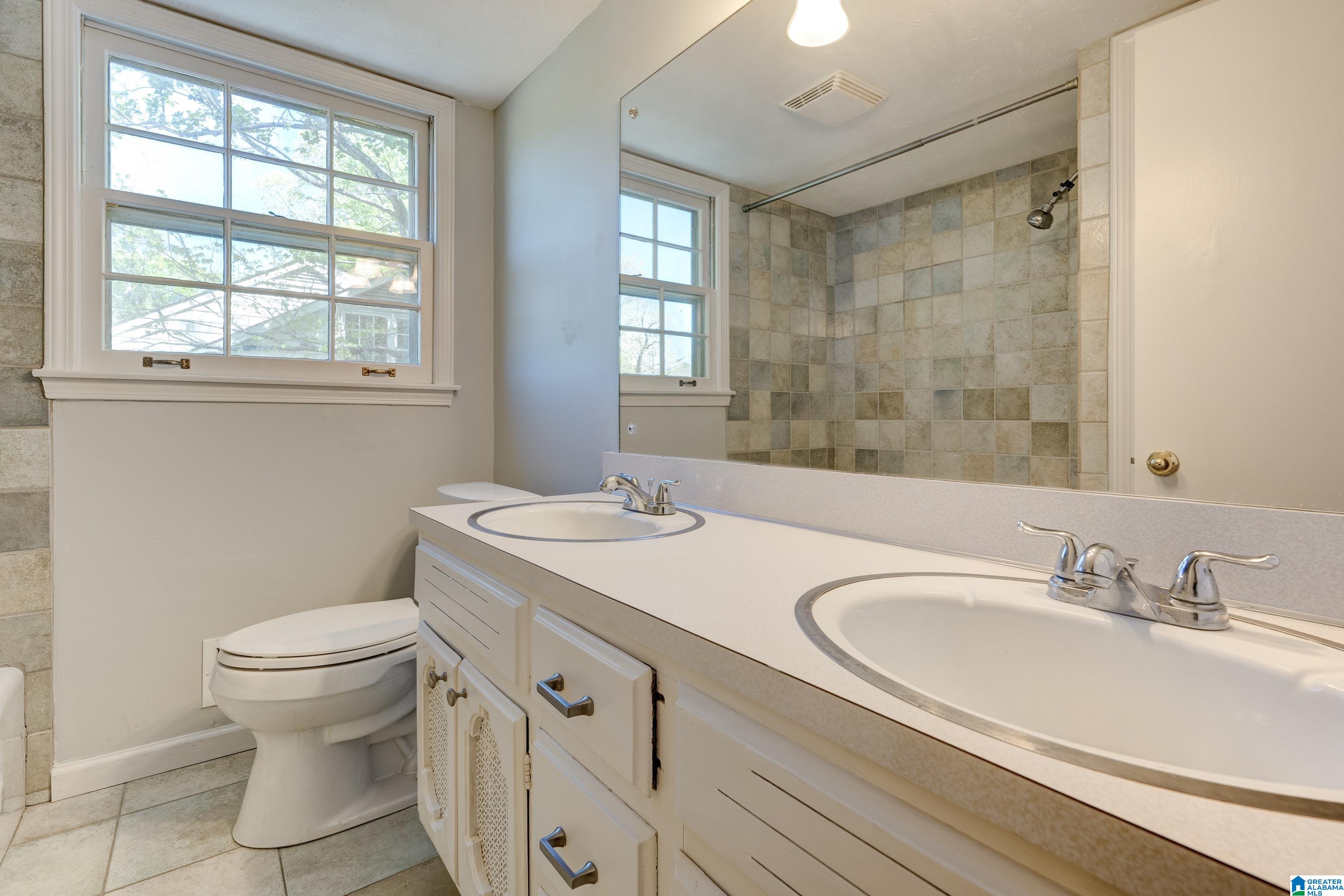 2327 Deerwood Road Birmingham, AL 35216 - Photo 21 of 32