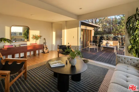 $1,800,000 | 1508 Sanborn Avenue, Los Angeles, CA 90027