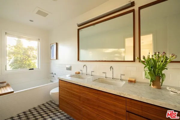 $1,800,000 | 1508 Sanborn Avenue, Los Angeles, CA 90027