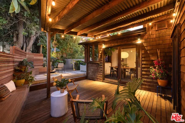 $1,800,000 | 1508 Sanborn Avenue, Los Angeles, CA 90027