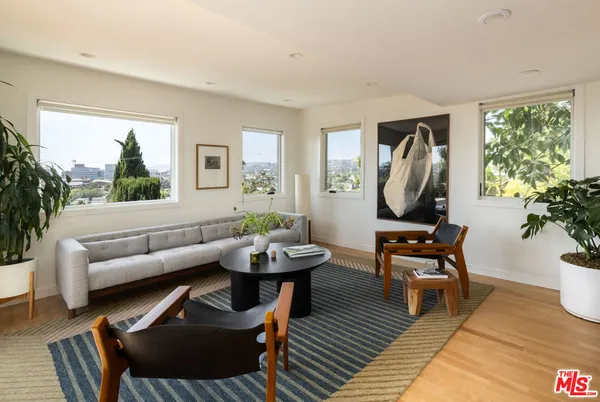 $1,800,000 | 1508 Sanborn Avenue, Los Angeles, CA 90027