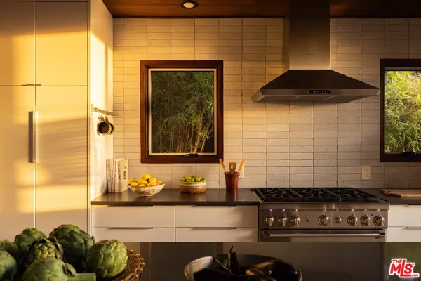 $1,800,000 | 1508 Sanborn Avenue, Los Angeles, CA 90027