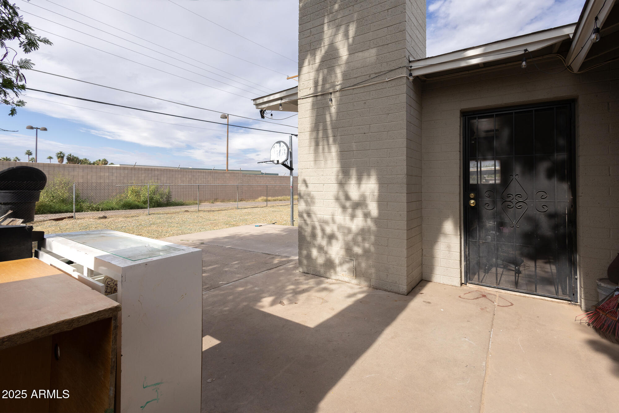 6826 South 8th Street Phoenix, AZ 85042 - Photo 18 of 22 a view of balcony with a outdoor space