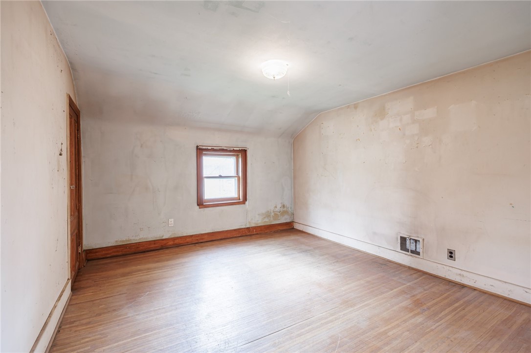 3513 Lyell Road Gates, NY 14606 - Photo 18 of 29