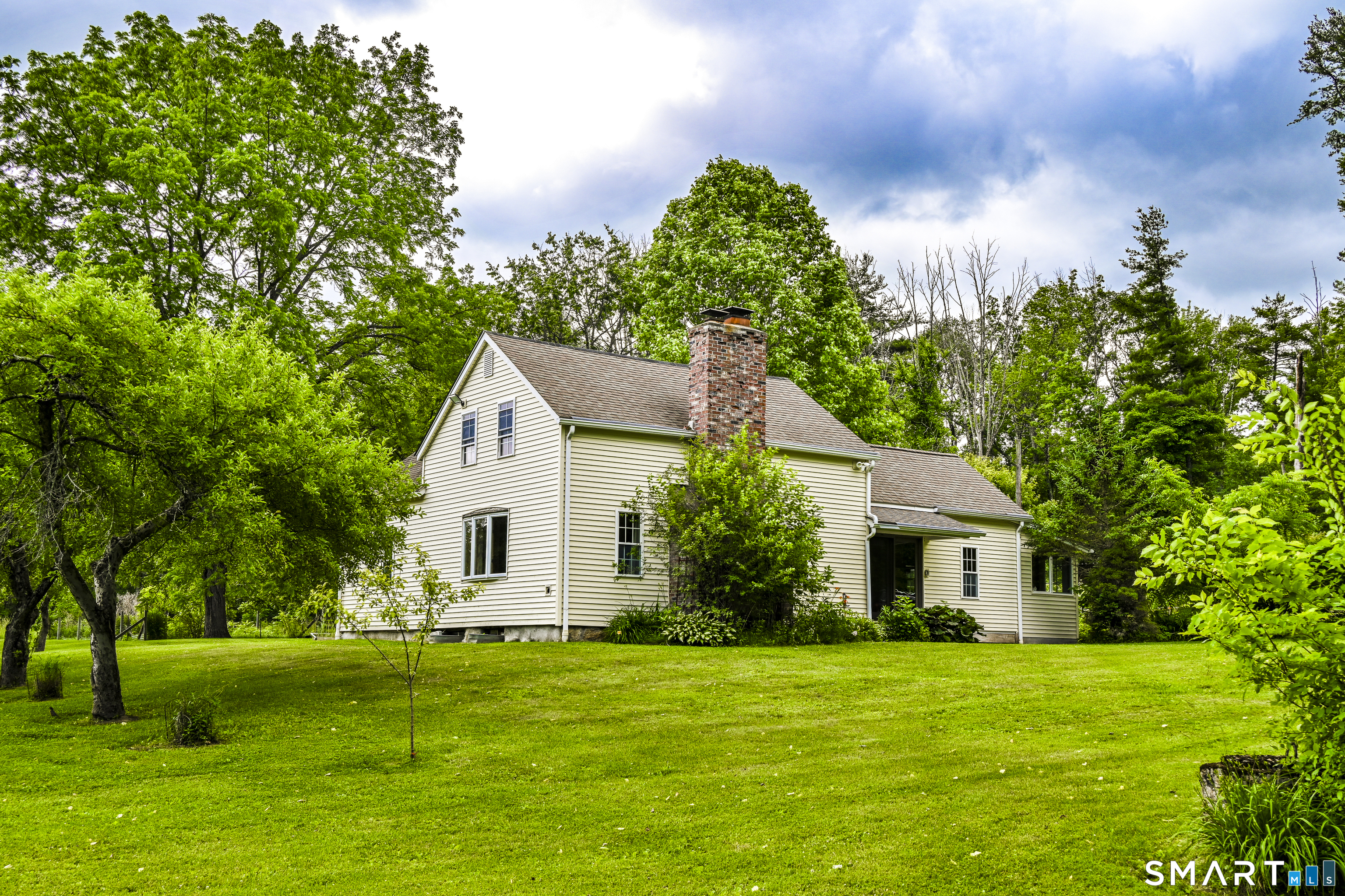 136 Lower Road North Canaan, CT 06018 - Photo 3 of 39