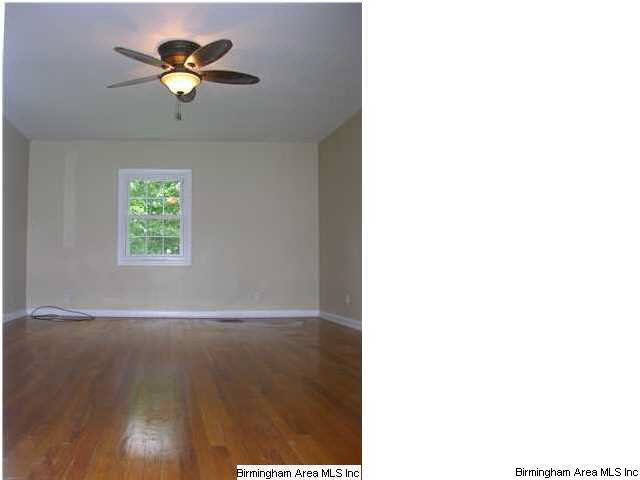 3965 Hilltop Road Southeast Bessemer, AL 35022 - Photo 4 of 22